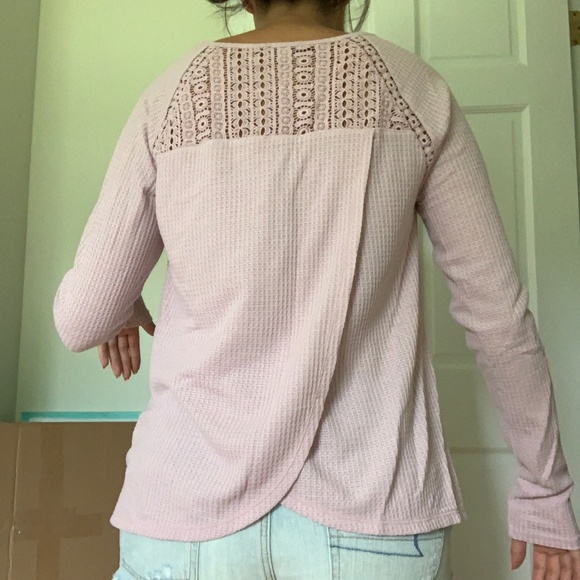 Cross back long sleeve shirt - Picture 2 of 2